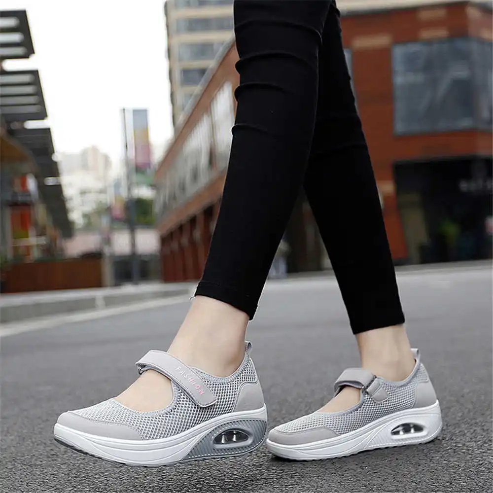 Office Tech Ideas - 36-41 Demi-season Colored Sneakers Walking Skates
